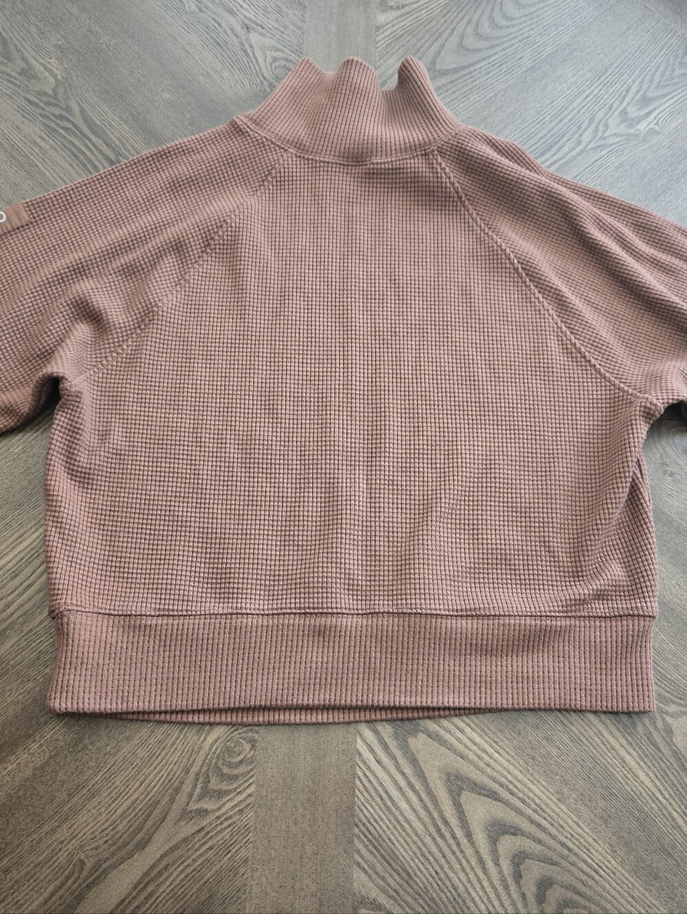 Alo Yoga Waffle Weekend Escape Mock Neck Long Sleeve in Cinnamon Brown sz SMALL - Picture 5 of 9